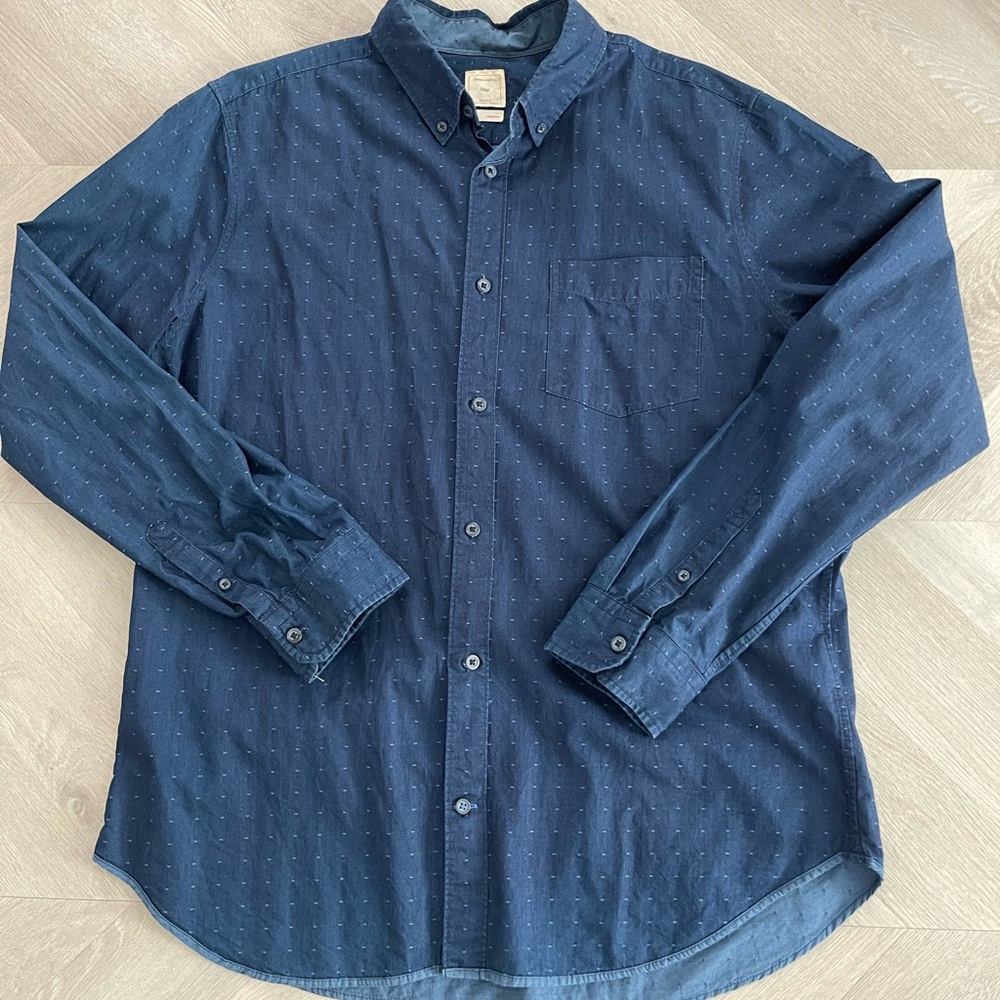 Men’s Gap Button Down